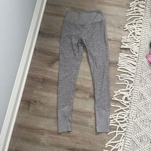 Alo yoga leggings